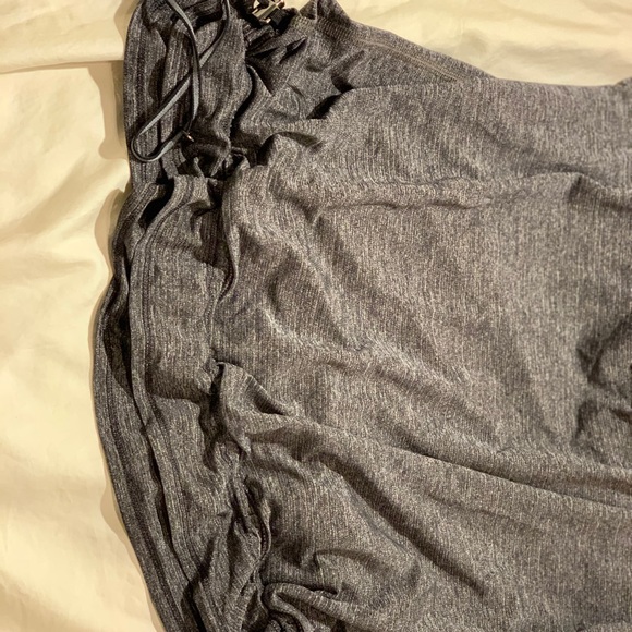 Lululemon Black and Gray Workout Shirt - Picture 4 of 5
